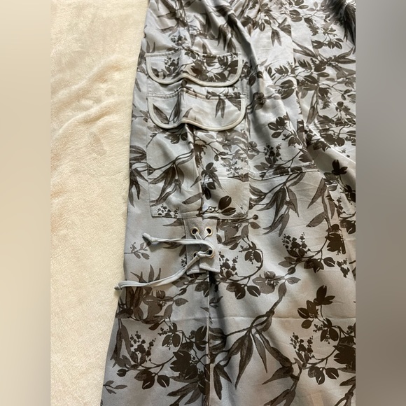 Anthropologie / palazzo utility pants/ wide leg / size XS / 0/ waist 24 - Picture 16 of 16